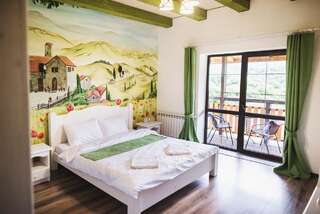 Мини-отель Pogar Inn Славское Люкс с балконом-1